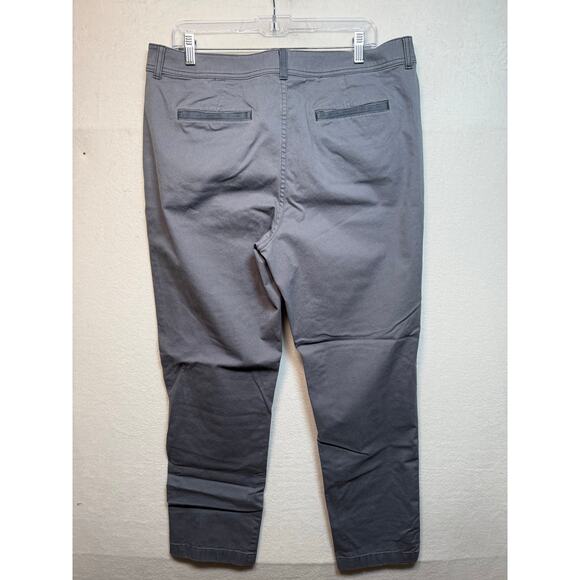 L.L. Bean Favorite Fit women's Chinos, Size 14R, Light Gray/Blue - Picture 2 of 5